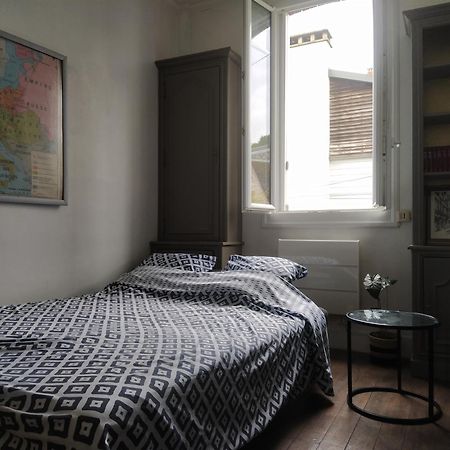 Le Nid Normand Avec Terrasse - Stationnement Facile Et Gratuit - 5 Min Seine Apartment Deville-les-Rouen Exterior photo